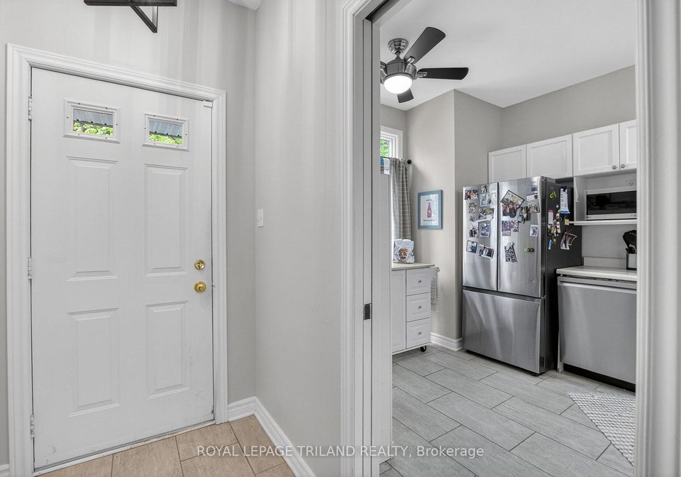 1415-commissioners-road-w-london-south-ontario-x13093192