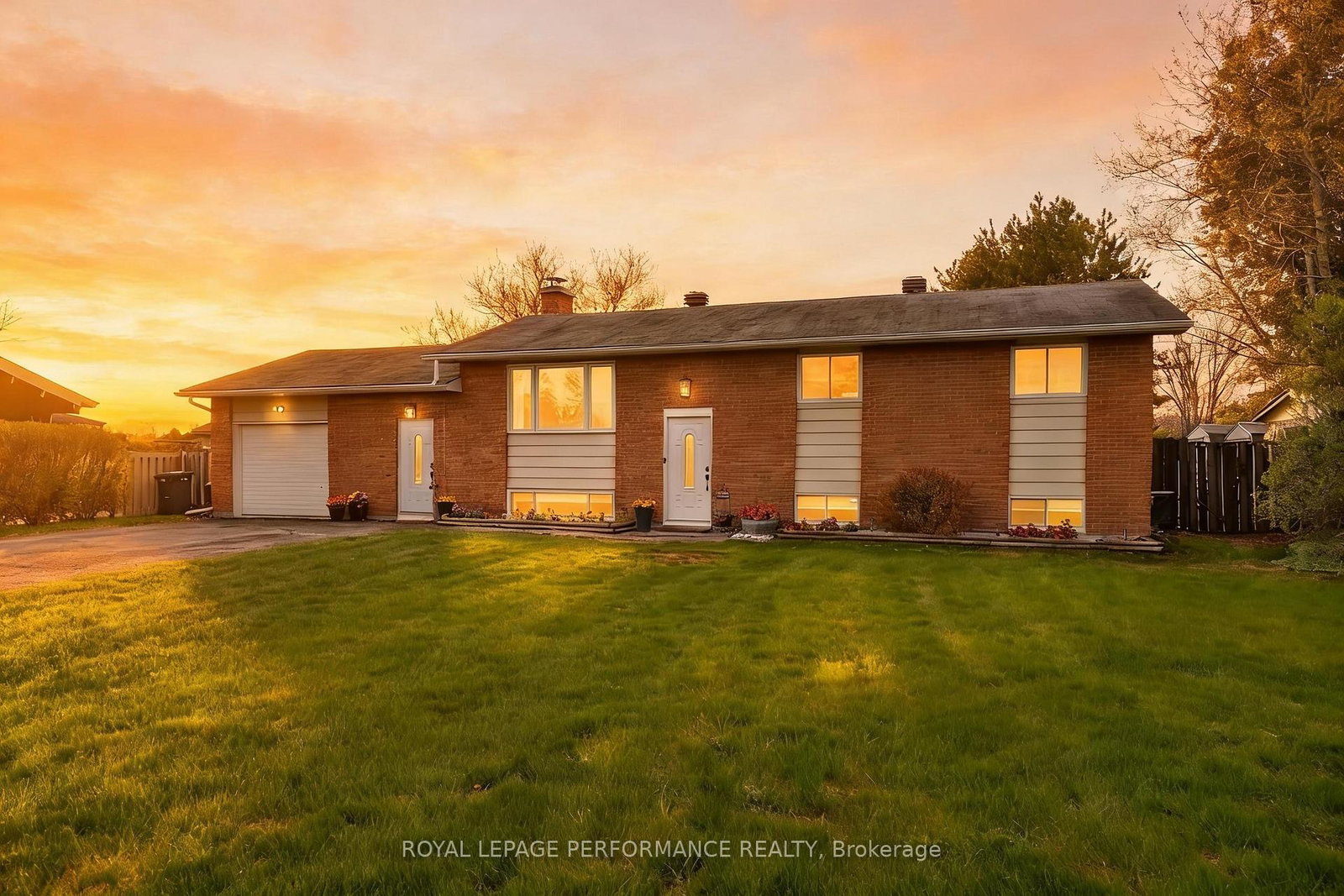 17406-county-18-road-south-stormont-ontario-x13093286