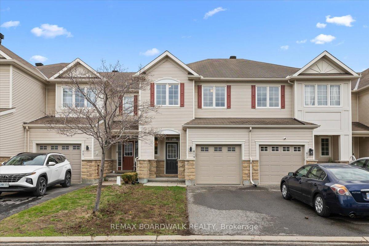 819-kennacraig-private-ottawa-ontario-x13093302