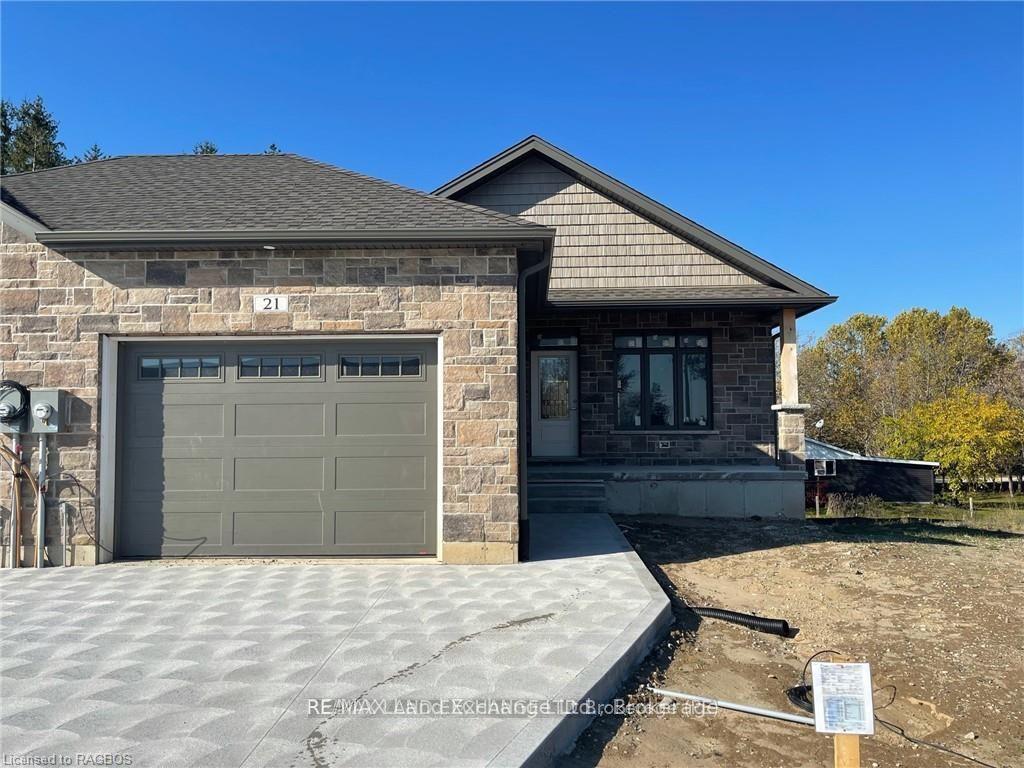21-nyah-court-kincardine-ontario-x13093348