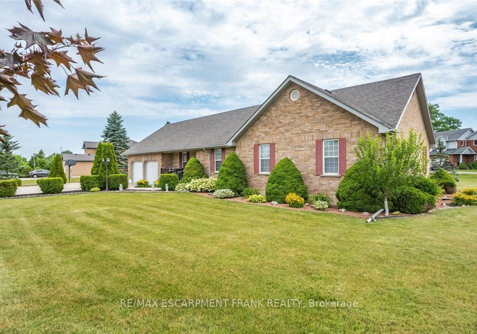 703-broman-court-west-lincoln-ontario-x13093368