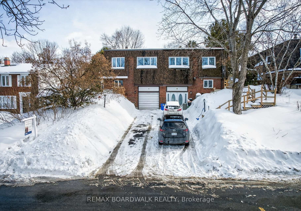 8-oberon-street-ottawa-ontario-x13093376