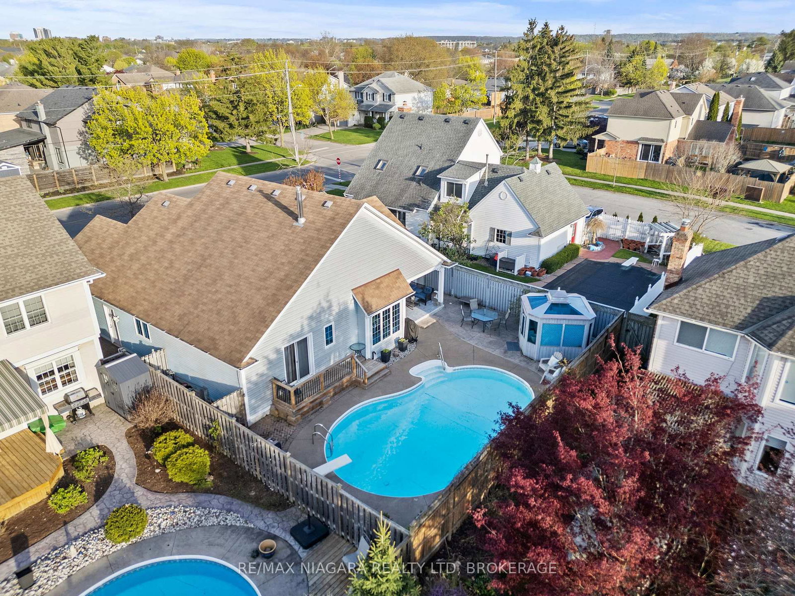 73-first-st-louth-street-st-catharines-ontario-x13093378