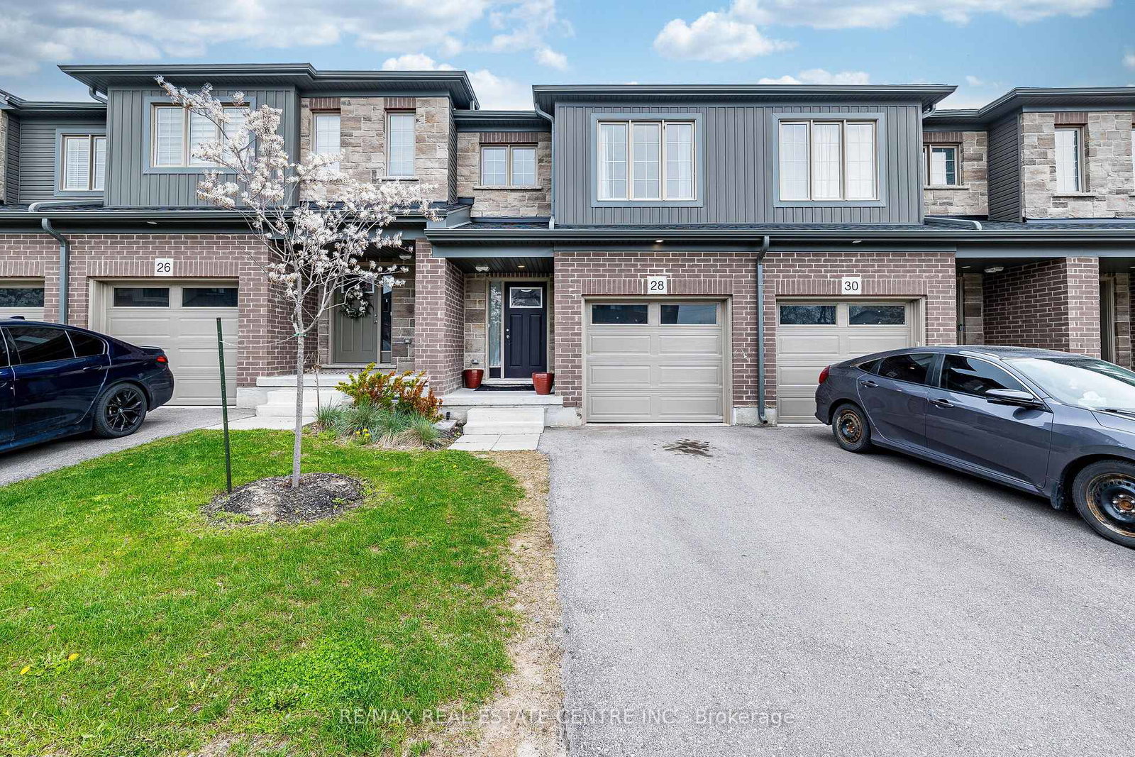 28-west-mill-street-north-dumfries-ontario-x13093450