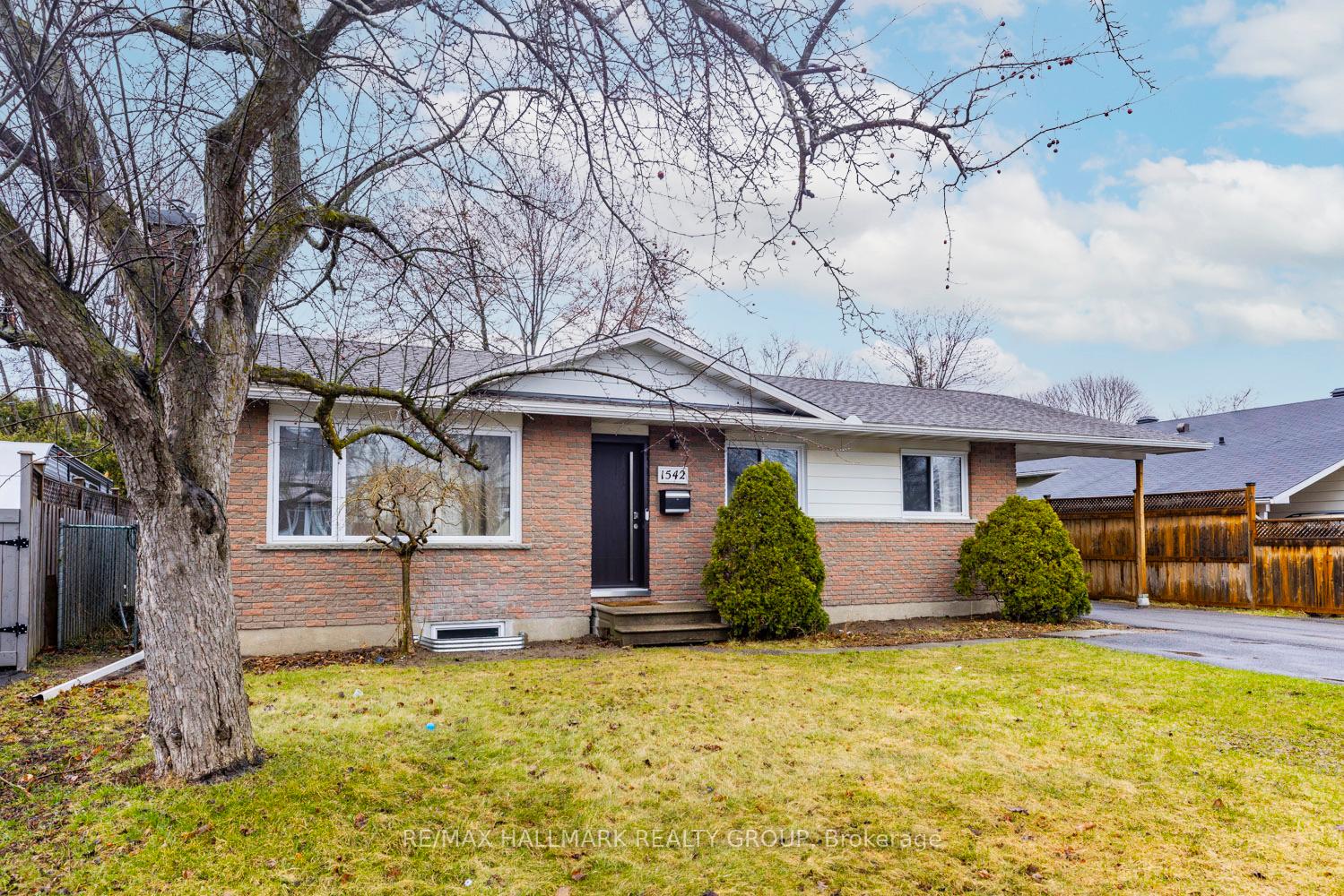 1542-st-georges-street-ottawa-ontario-x13093888