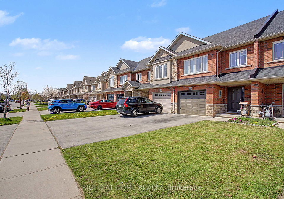 262-pinehill-drive-hamilton-ontario-x13094026