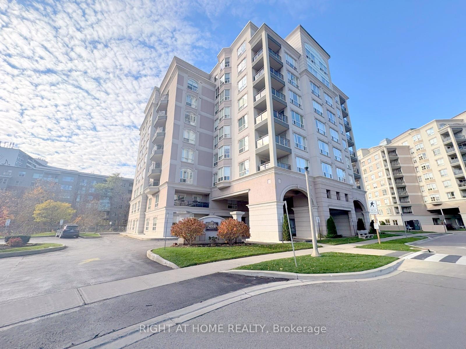 2000-creekside-drive-hamilton-ontario-x13094116