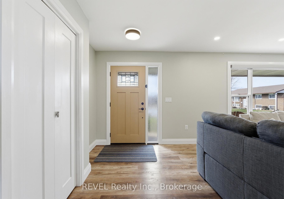 21-lena-crescent-port-colborne-ontario-x13094262