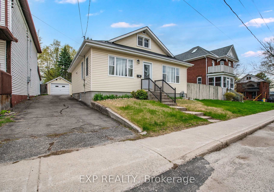 25-mary-street-s-smiths-falls-ontario-x13094266