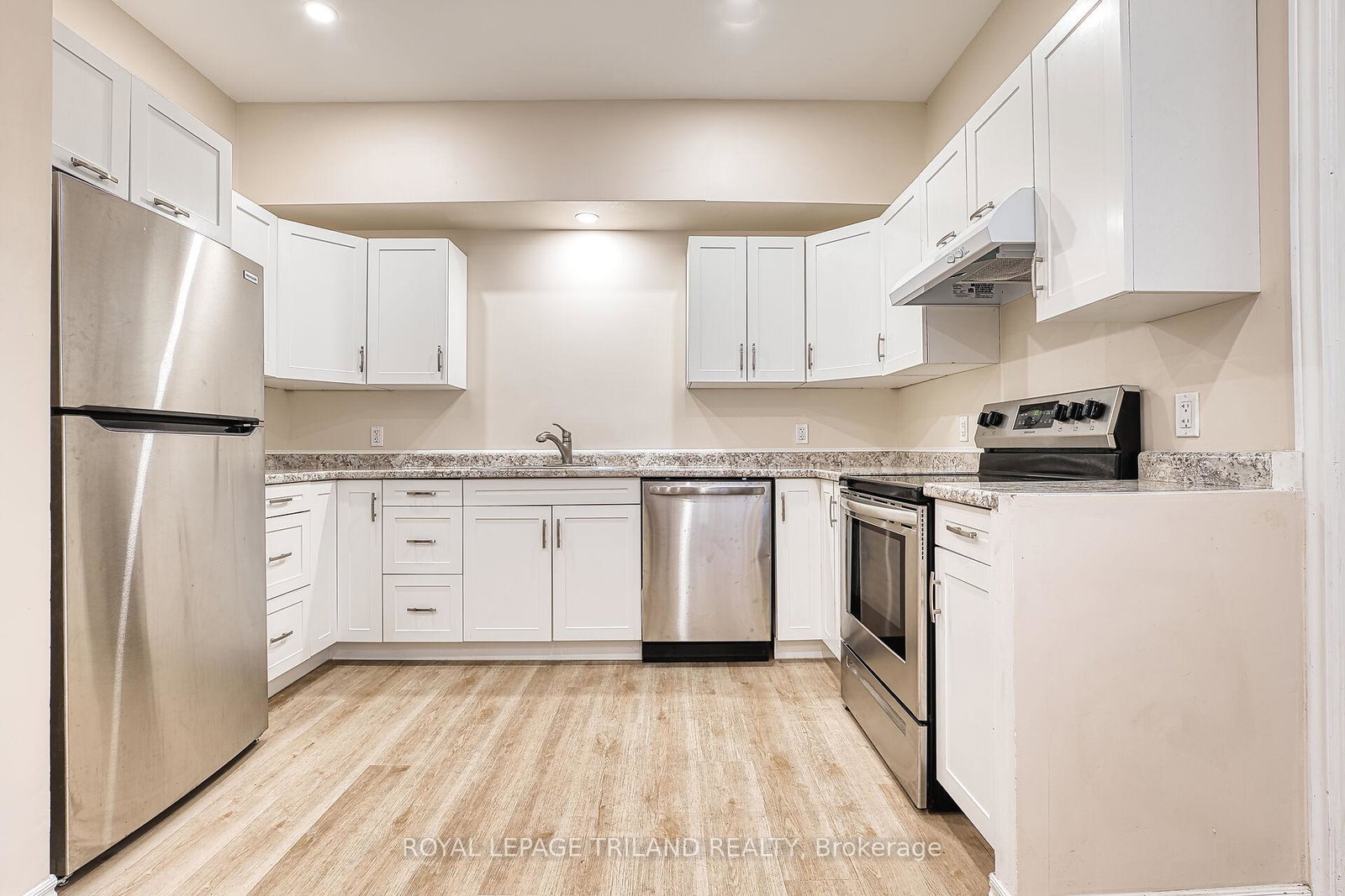 80-albert-street-central-huron-ontario-x13094620