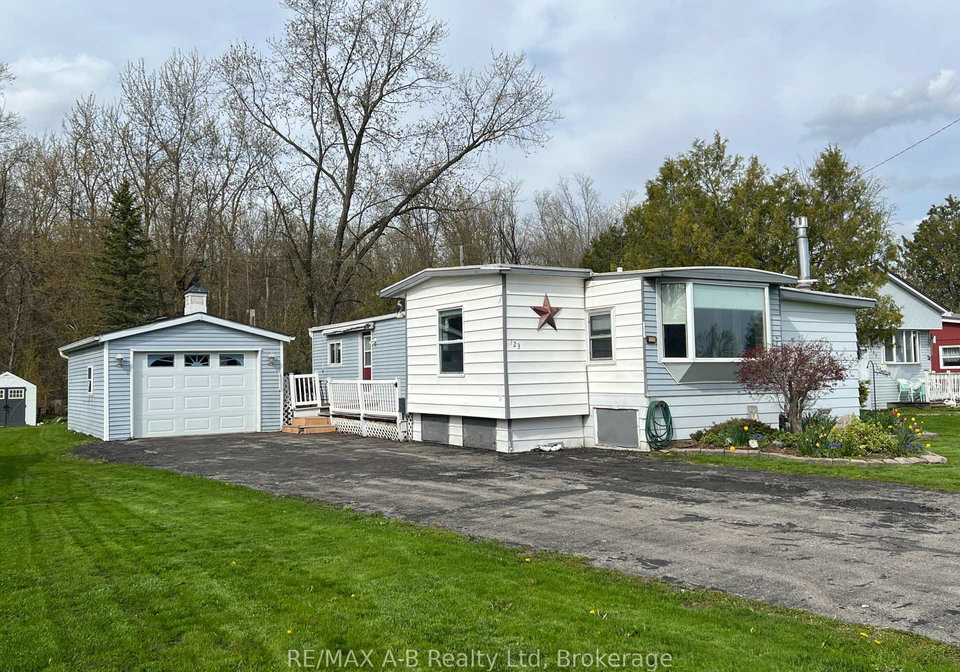 123-ash-street-perth-east-ontario-x13094772