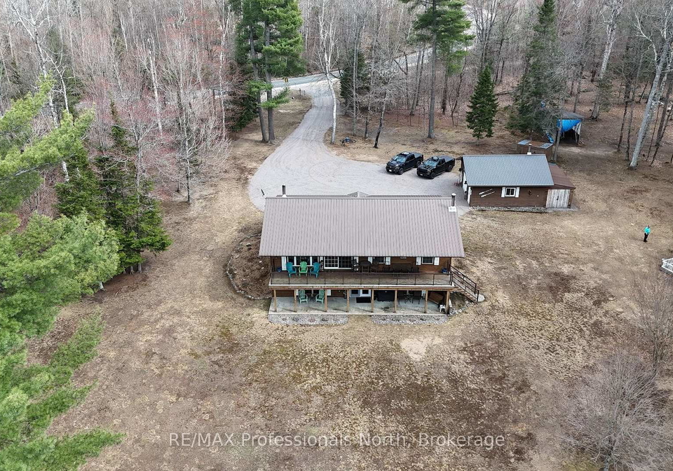 3951-elephant-lake-road-dysart-et-al-ontario-x13094776