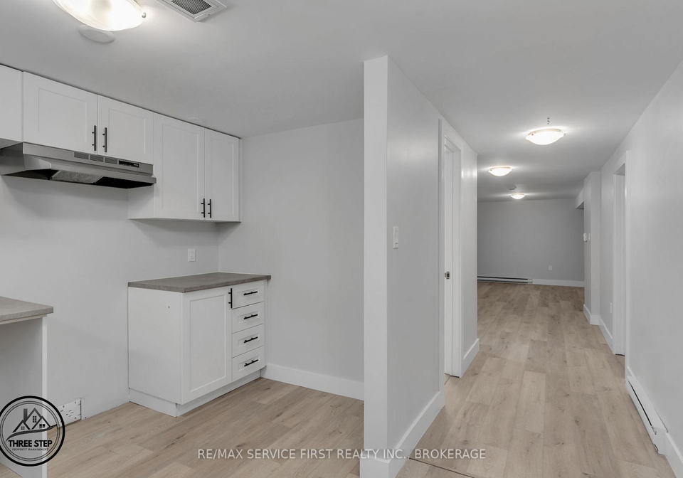 9-rockford-place-kingston-ontario-x13095072