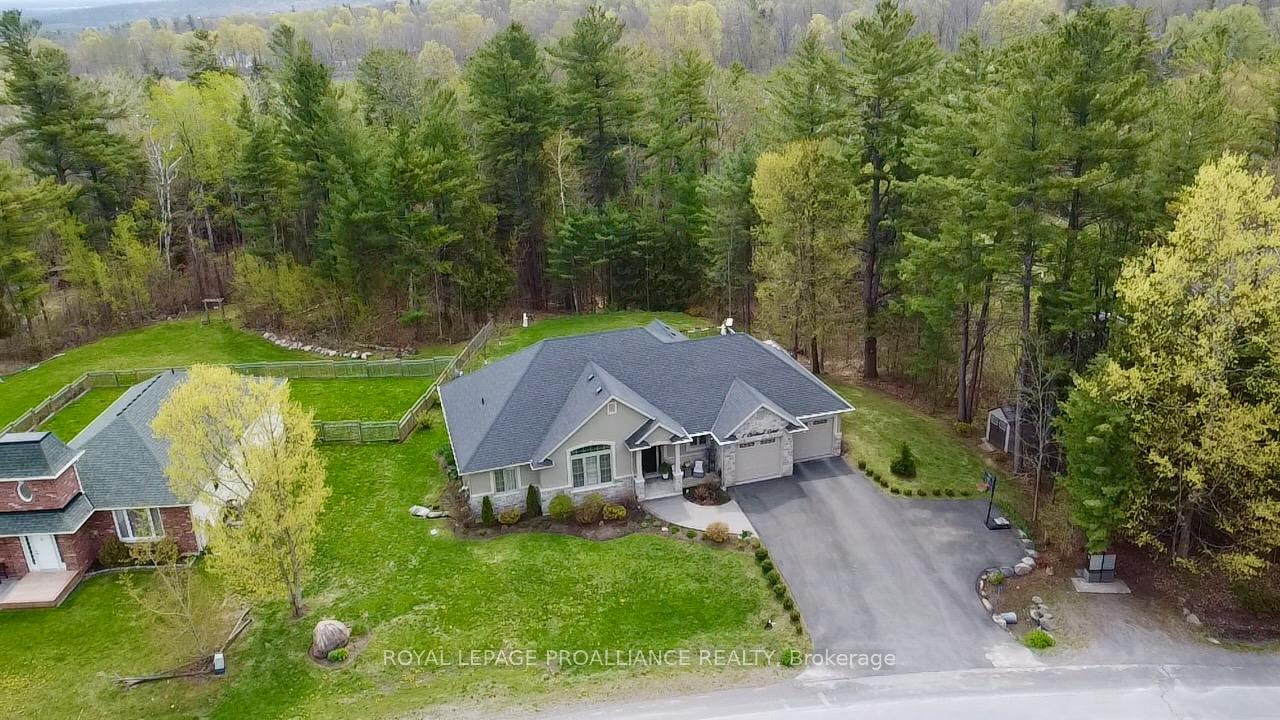 1-cardinal-court-quinte-west-ontario-x13095186