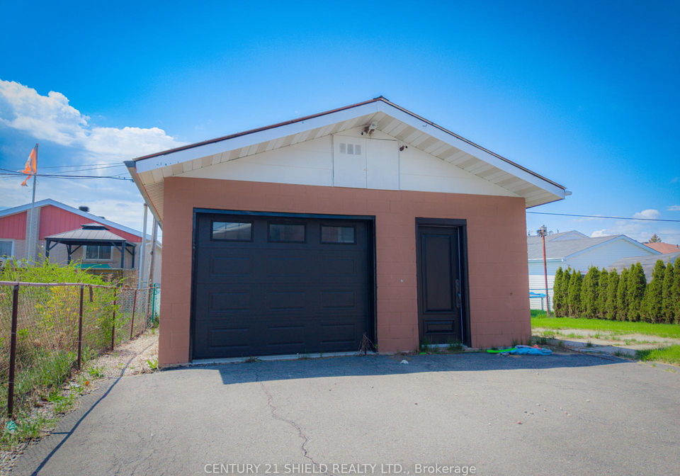 1110-grand-avenue-cornwall-ontario-x13095246