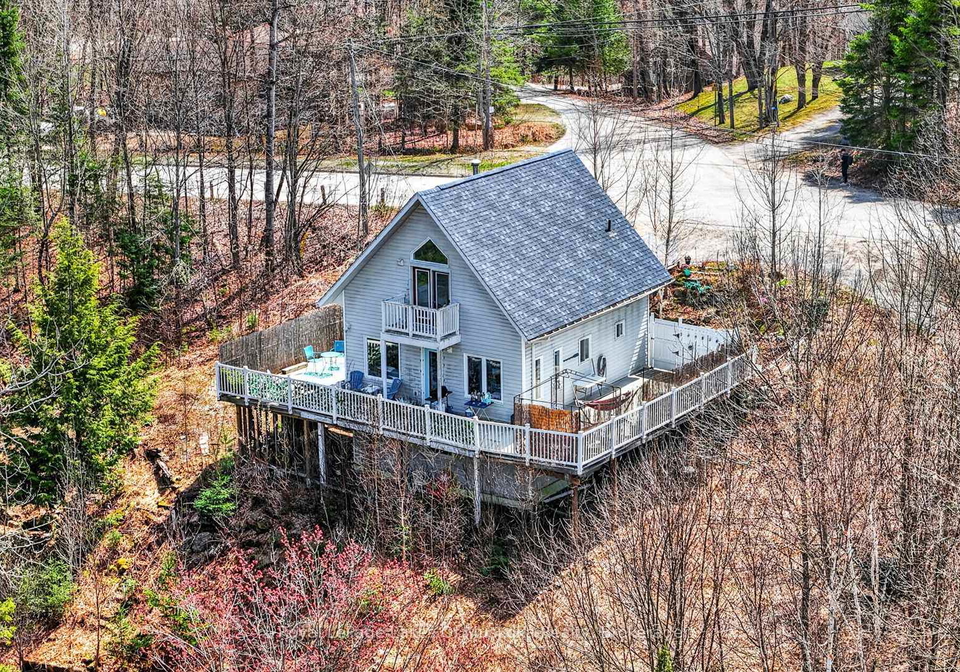 1616-skyline-drive-huntsville-ontario-x13095248