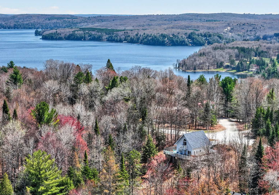 1616-skyline-drive-huntsville-ontario-x13095248