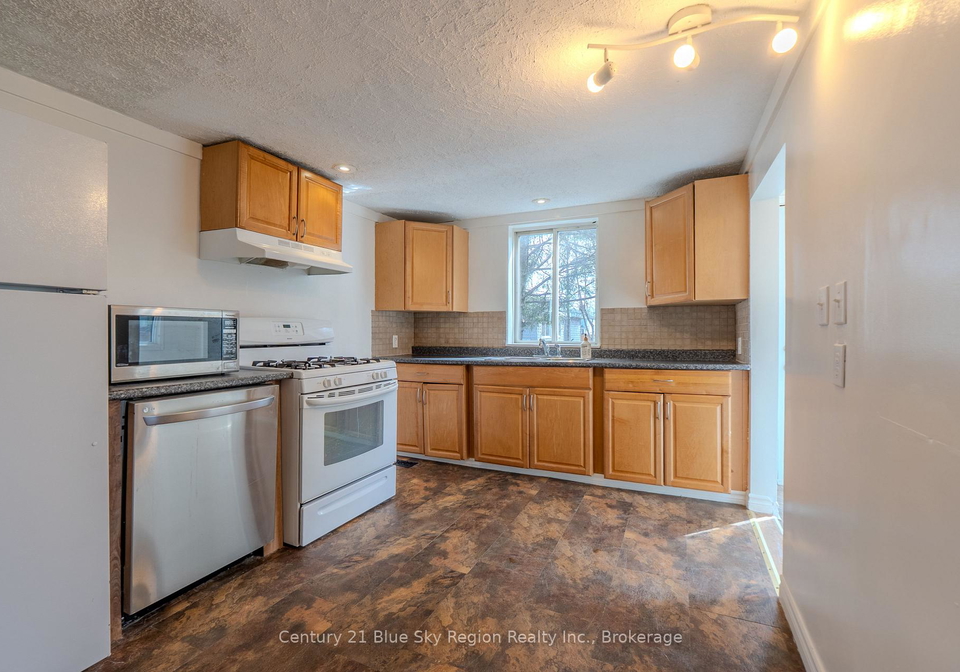 18-pollard-avenue-north-bay-ontario-x13095306