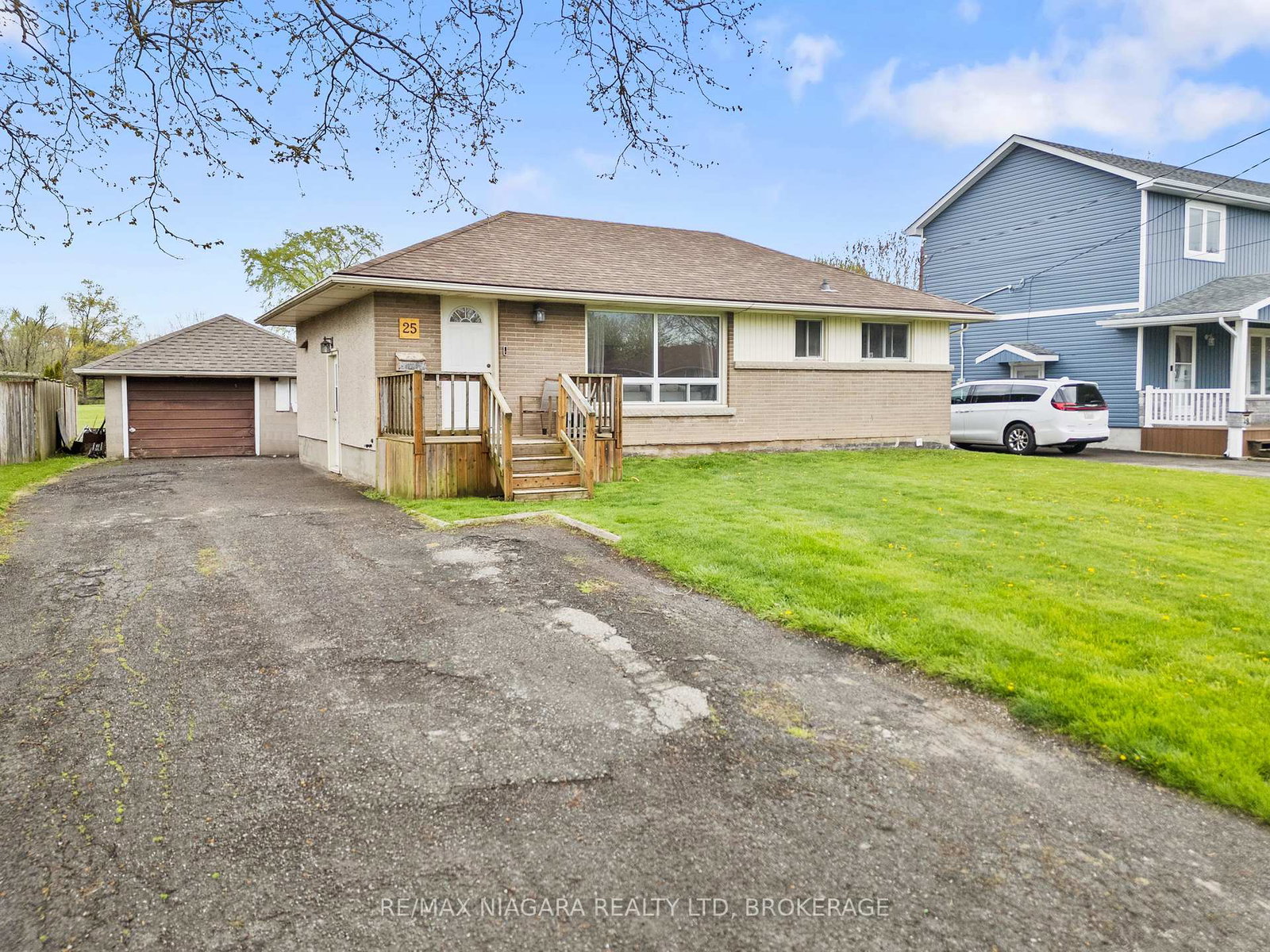 25-bosnich-avenue-welland-ontario-x13095562