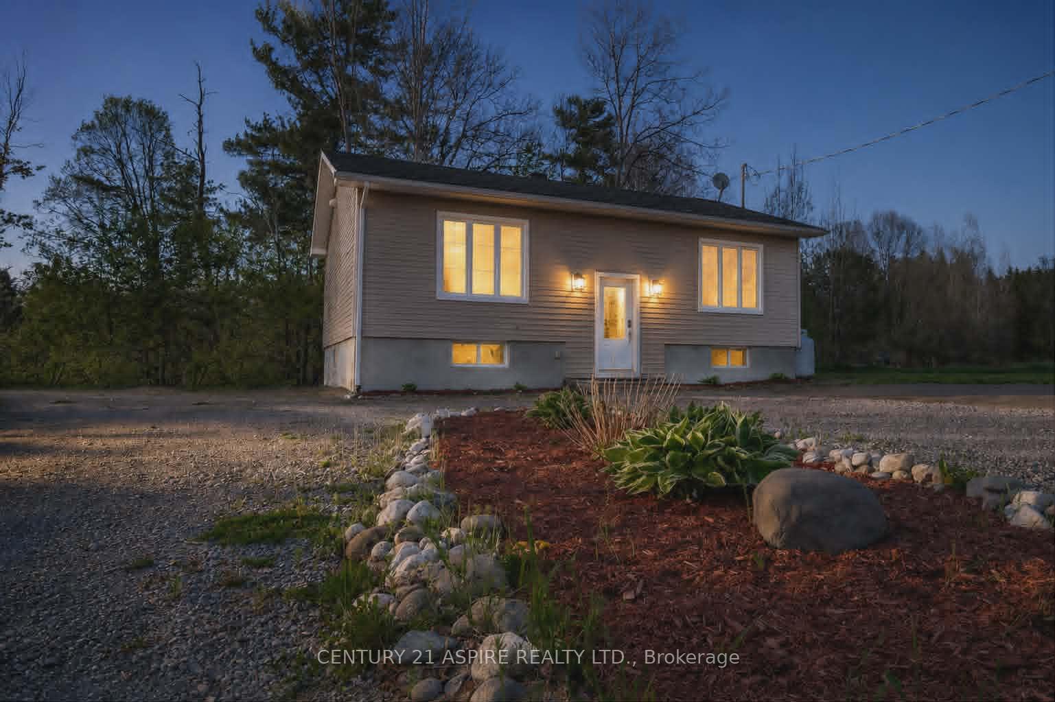 84-sandy-beach-road-laurentian-valley-ontario-x13095596