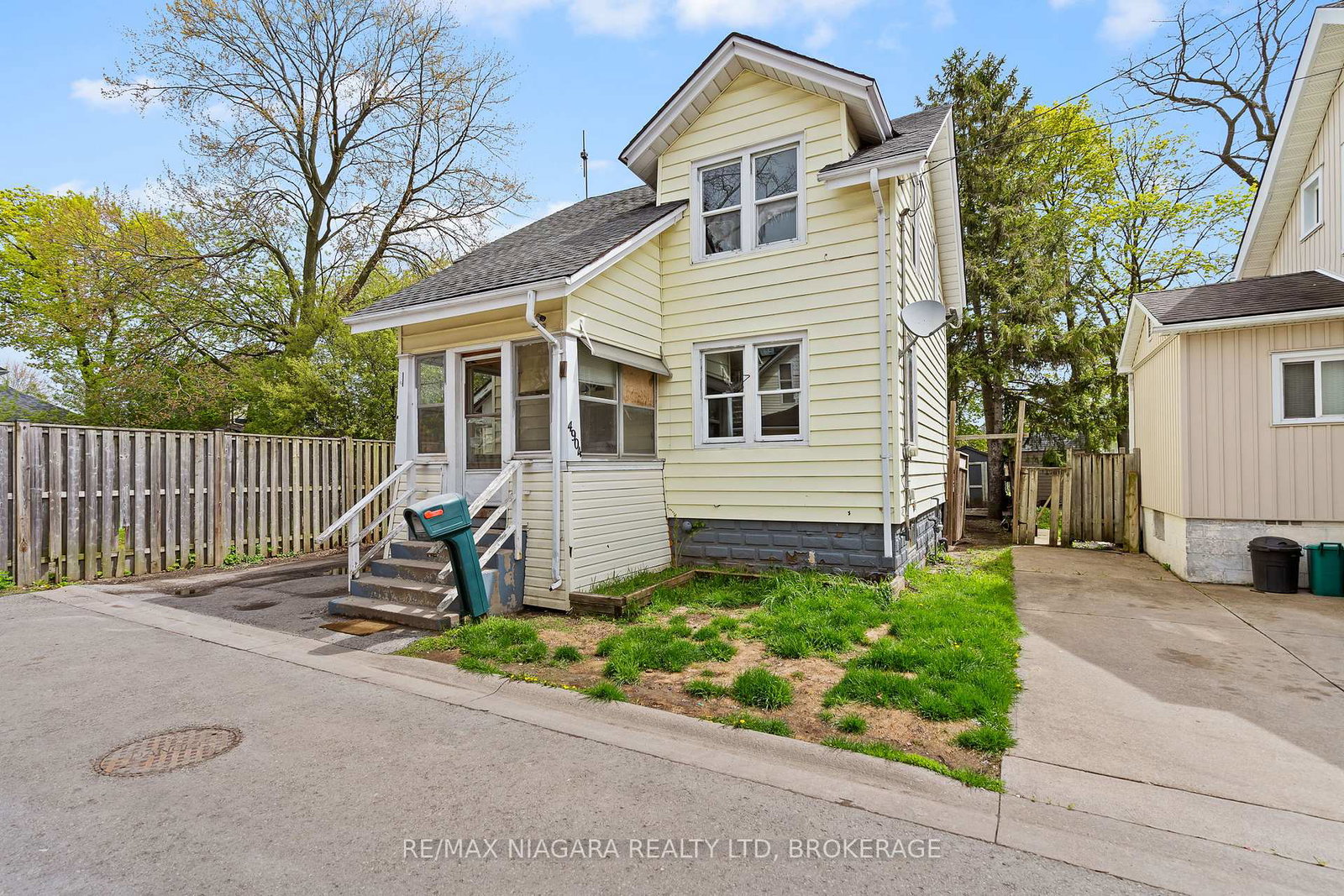 4904-flynn-court-niagara-falls-ontario-x13095678