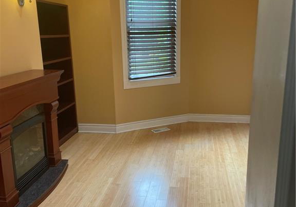 32avondale-avenue-ottawa-ontario-x13095740