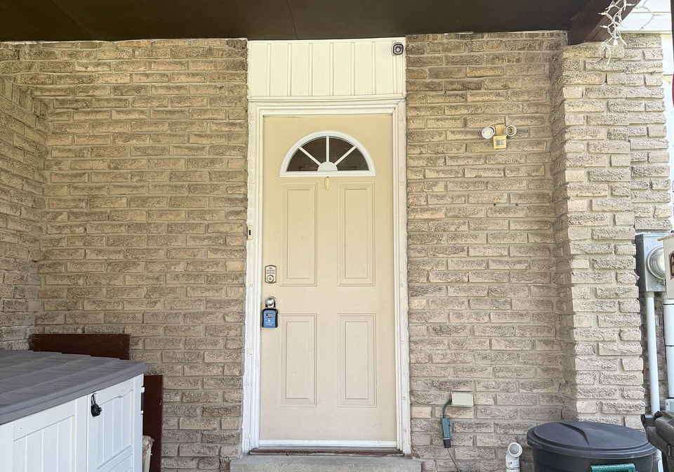 6-cedarhill-crescent-kitchener-ontario-x13095772