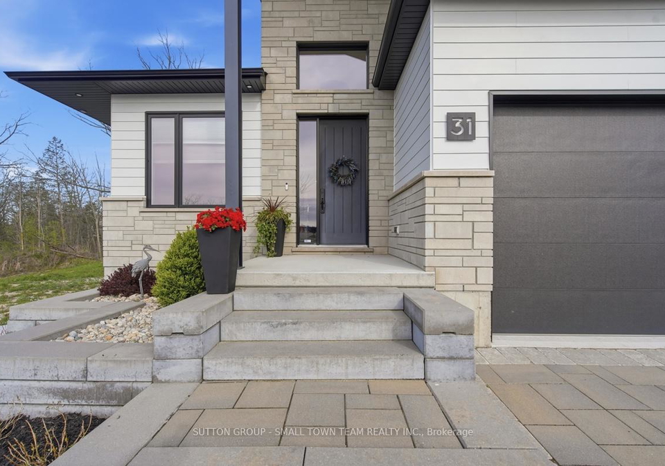 31-creekside-place-lambton-shores-ontario-x13095798