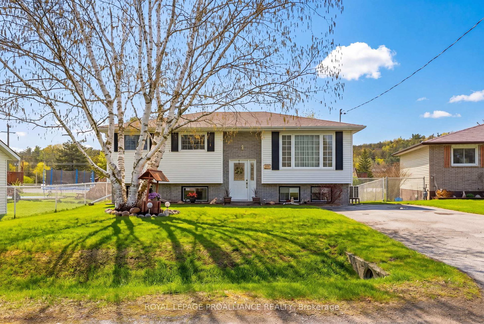 95-centre-street-quinte-west-ontario-x13096228