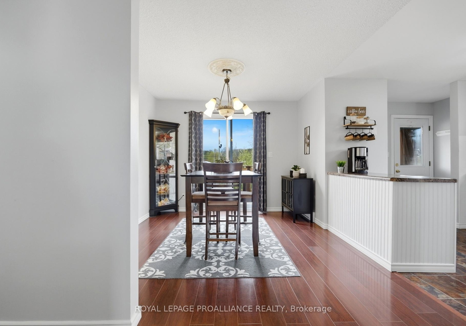 95-centre-street-quinte-west-ontario-x13096228