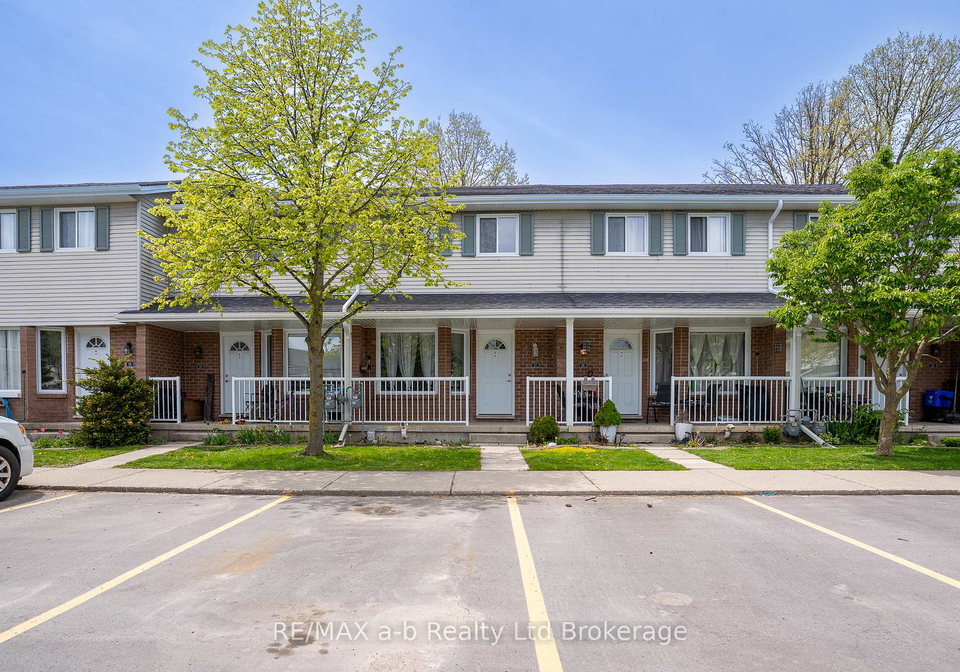 10-dufferin-street-norwich-ontario-x13096310