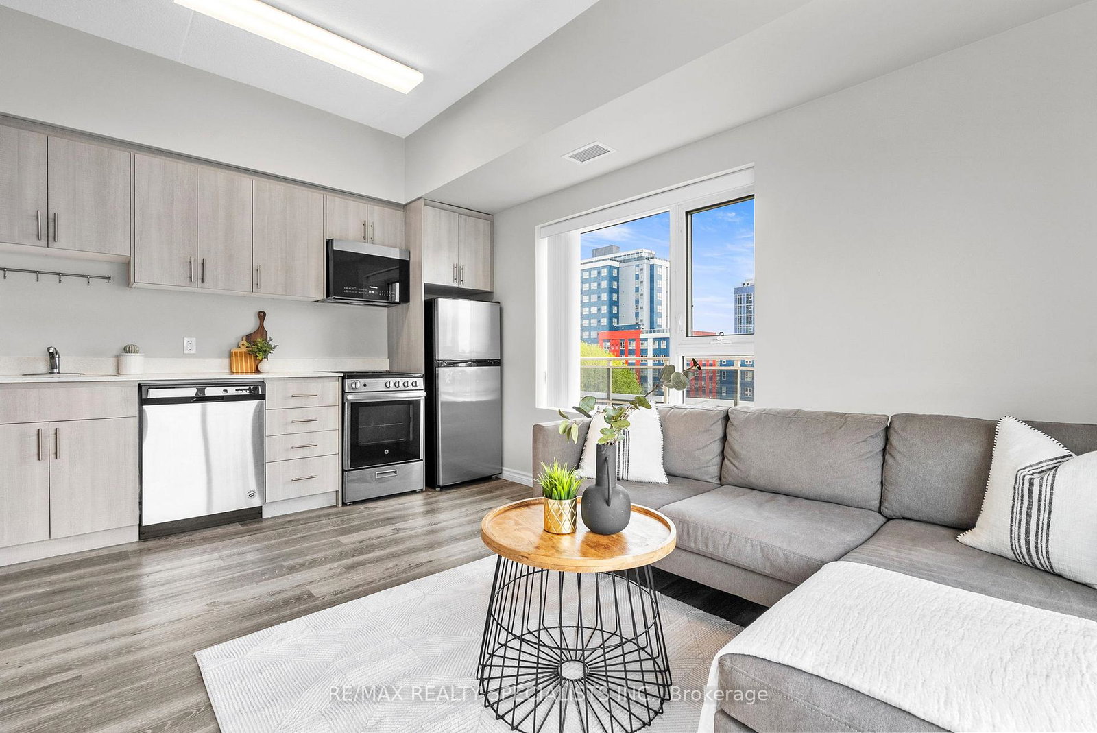 246-lester-street-waterloo-ontario-x13096316