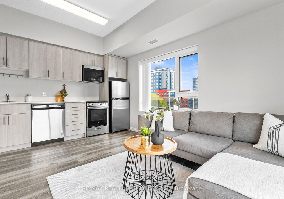 246-lester-street-waterloo-ontario-x13096316