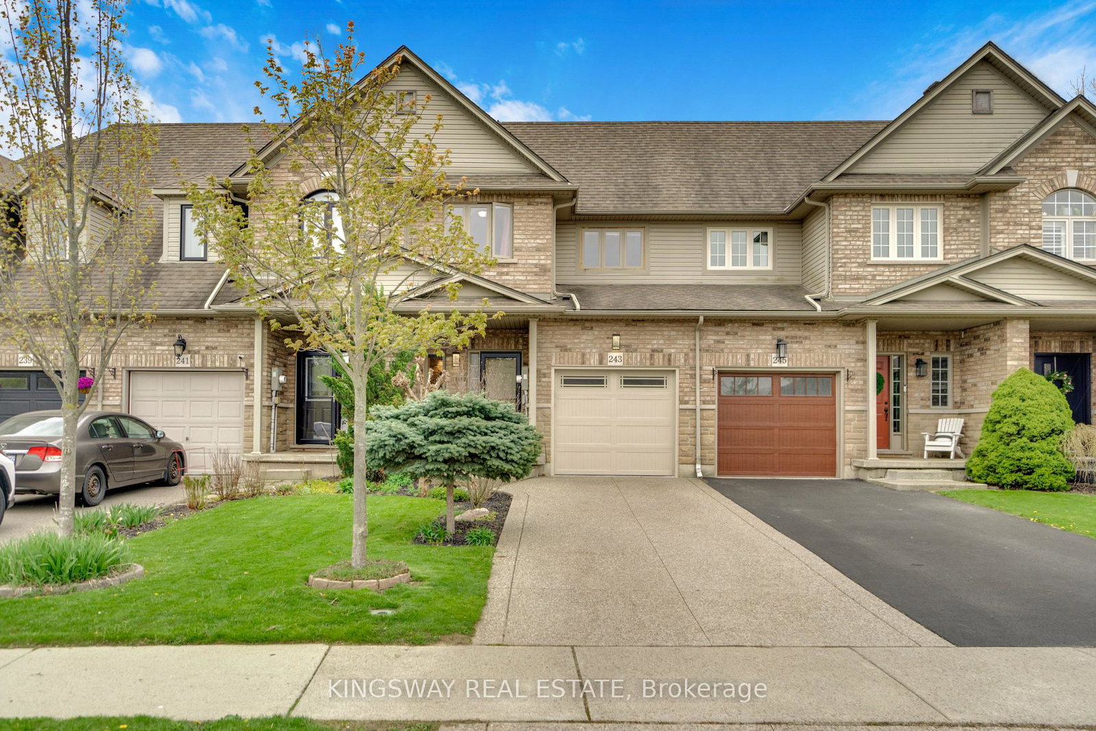 243-southbrook-drive-hamilton-ontario-x13096342