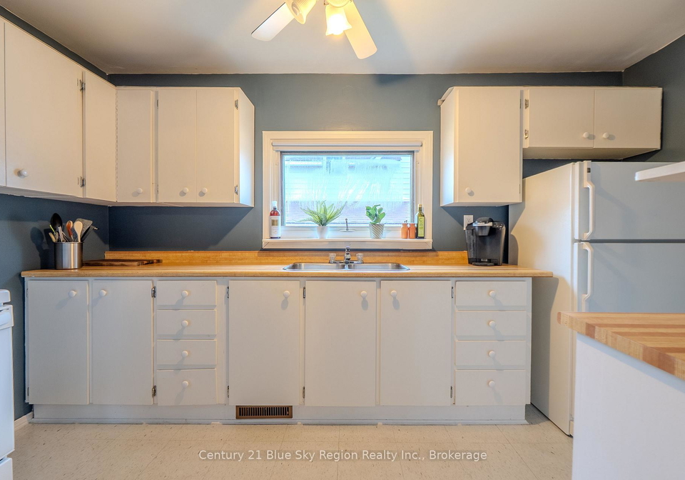 989-ferguson-street-north-bay-ontario-x13096434