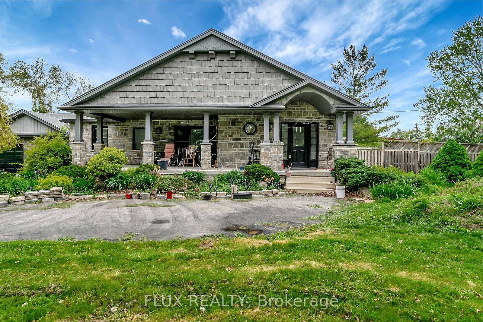 1392-doon-village-road-kitchener-ontario-x13096486