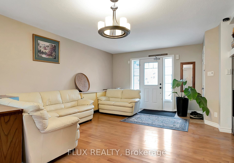 1392-doon-village-road-kitchener-ontario-x13096486