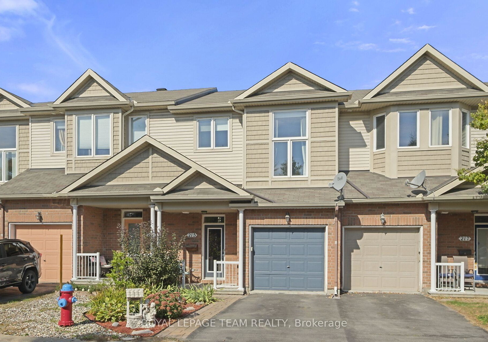 215-parkrose-private-ottawa-ontario-x13096632