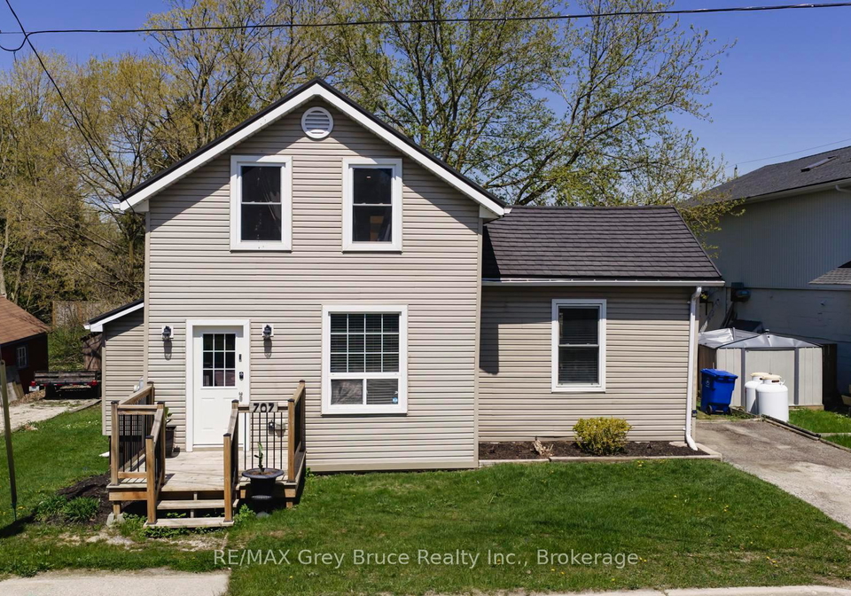 707-queen-street-west-grey-ontario-x13096668