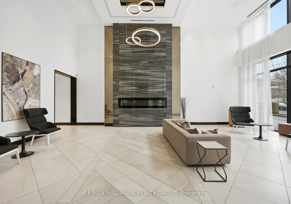 255-bay-street-ottawa-ontario-x13096836