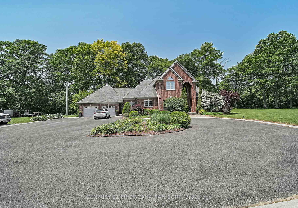 42580-roberts-line-central-elgin-ontario-x13096858