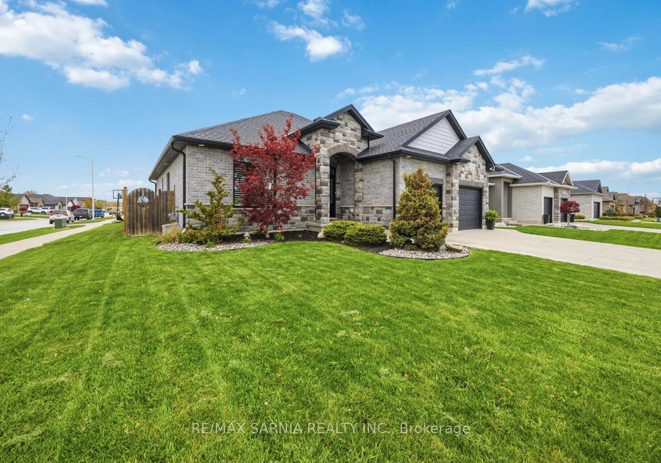 233-paolo-street-sarnia-ontario-x13097004
