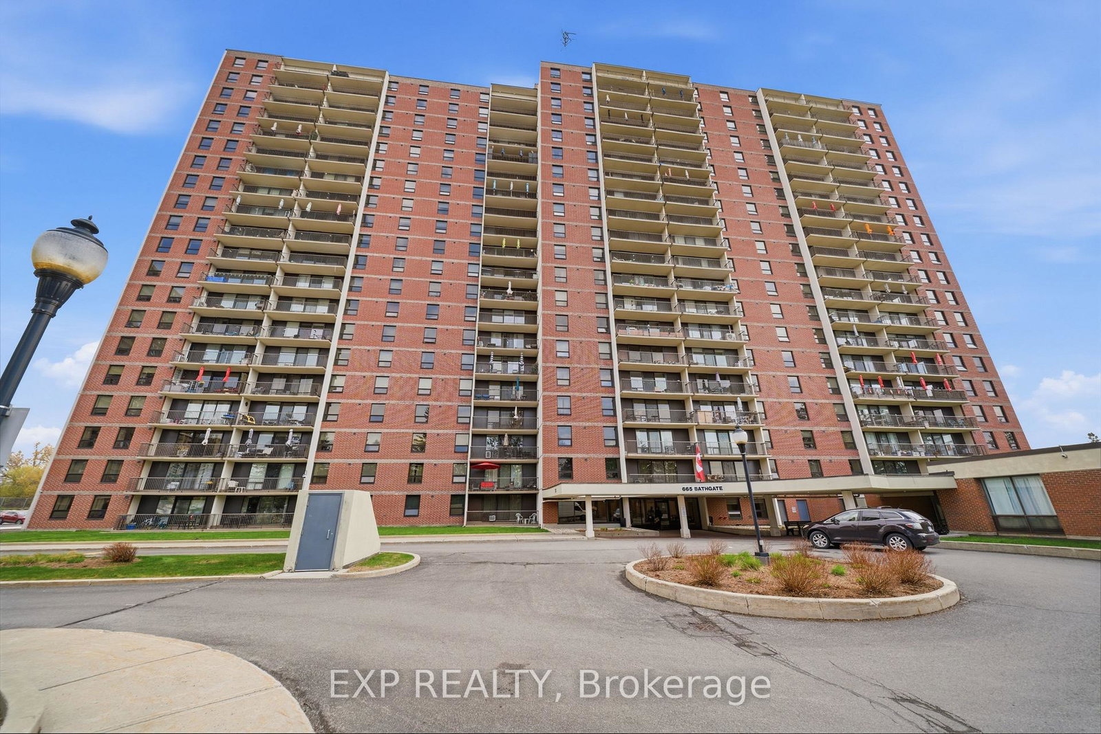 665-bathgate-drive-ottawa-ontario-x13097298