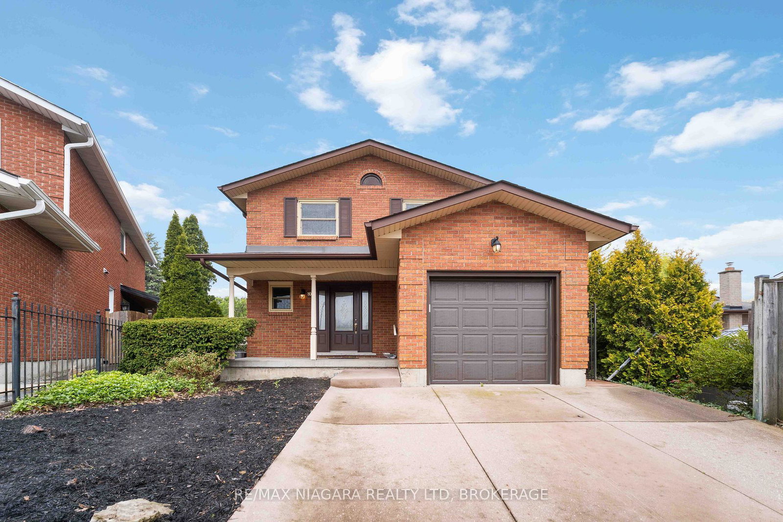 10-donegel-place-hamilton-ontario-x13097314