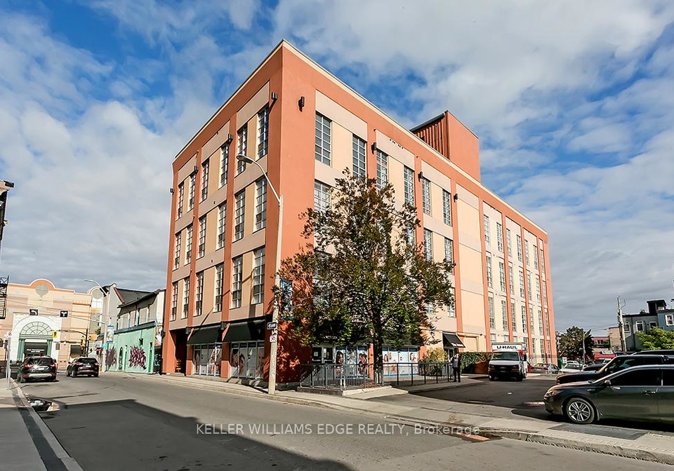 11-rebecca-street-hamilton-ontario-x13097332