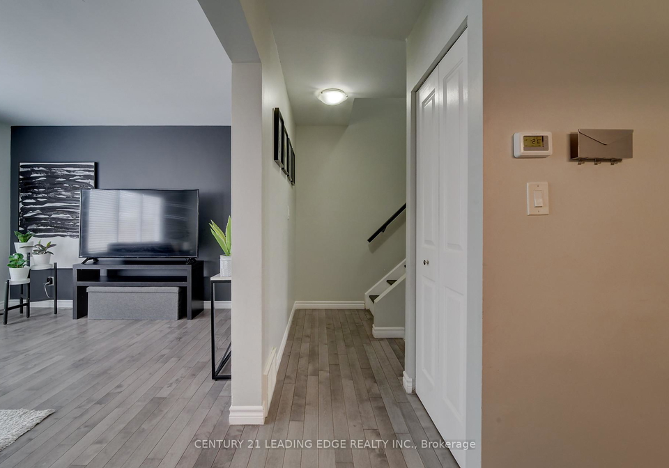 85-albright-road-hamilton-ontario-x13097378