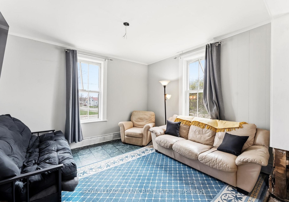 36-mill-street-kawartha-lakes-ontario-x13097542