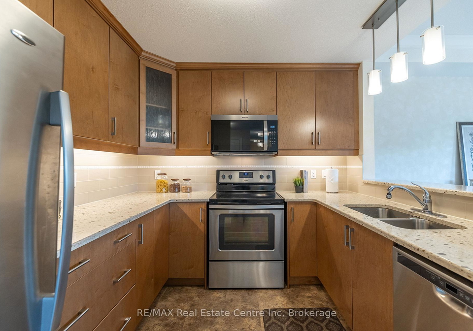 23-stumpf-street-centre-wellington-ontario-x13097650
