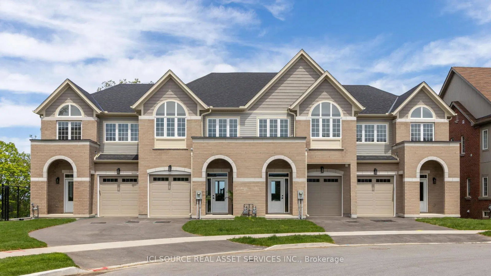 4061-2-fracchioni-drive-lincoln-ontario-x13097660