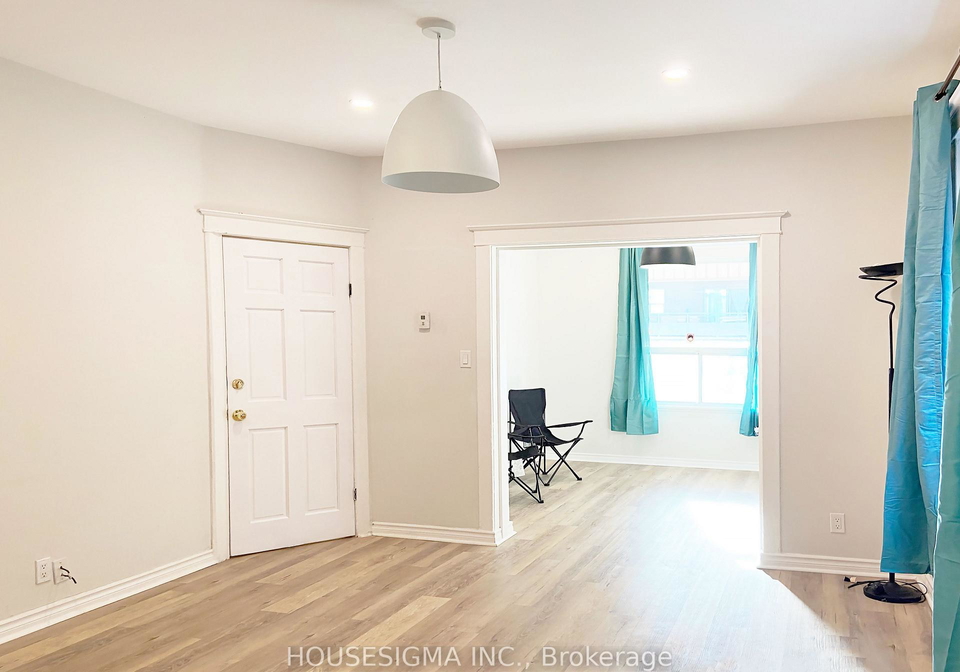 19-erie-avenue-hamilton-ontario-x13097722